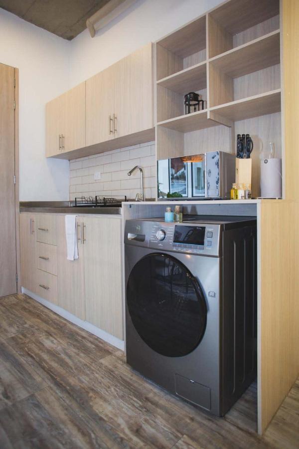 Beautiful Loft In Laureles Apartment Medellin Bagian luar foto