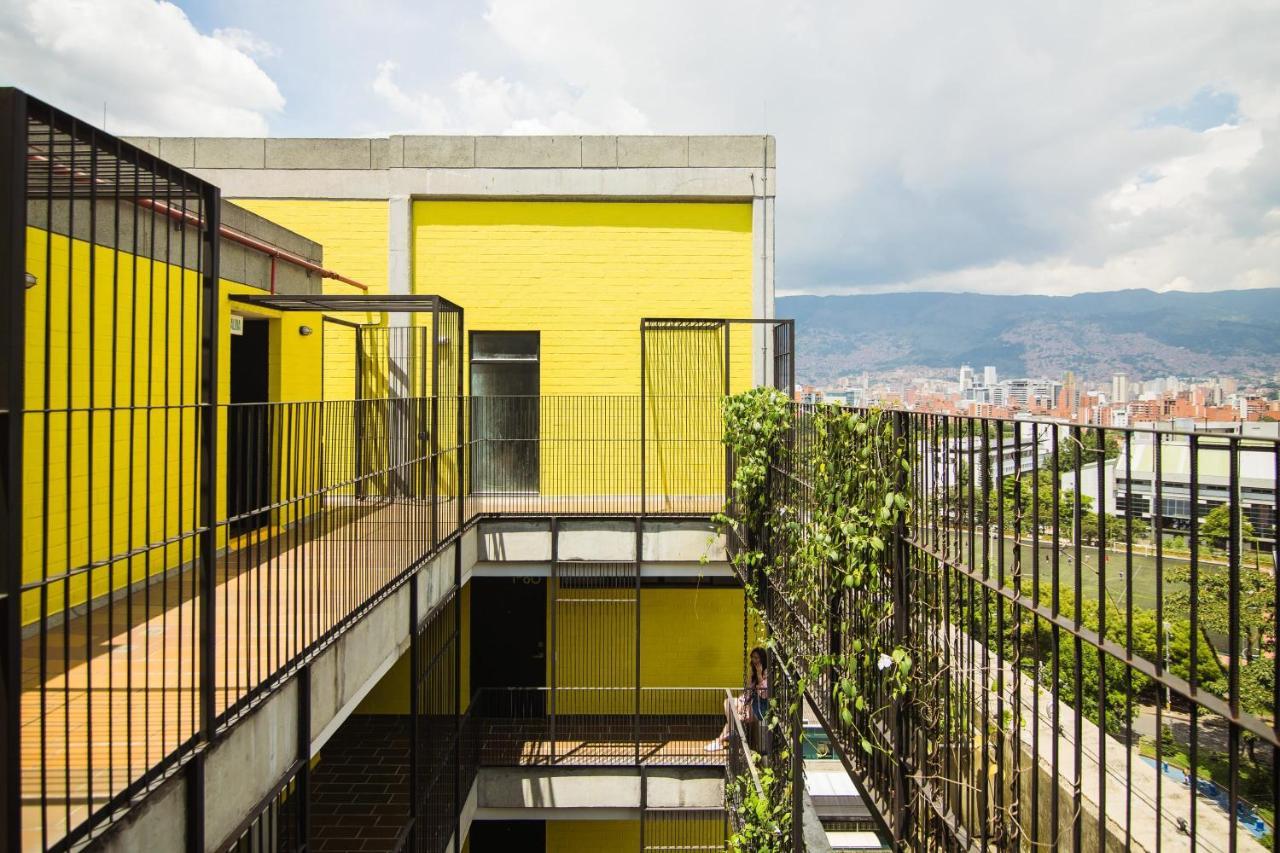 Beautiful Loft In Laureles Apartment Medellin Bagian luar foto